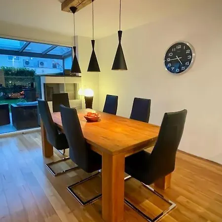 Alpine Haven Hideaway *